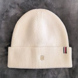 Tommy Hilfiger Knit Beanie